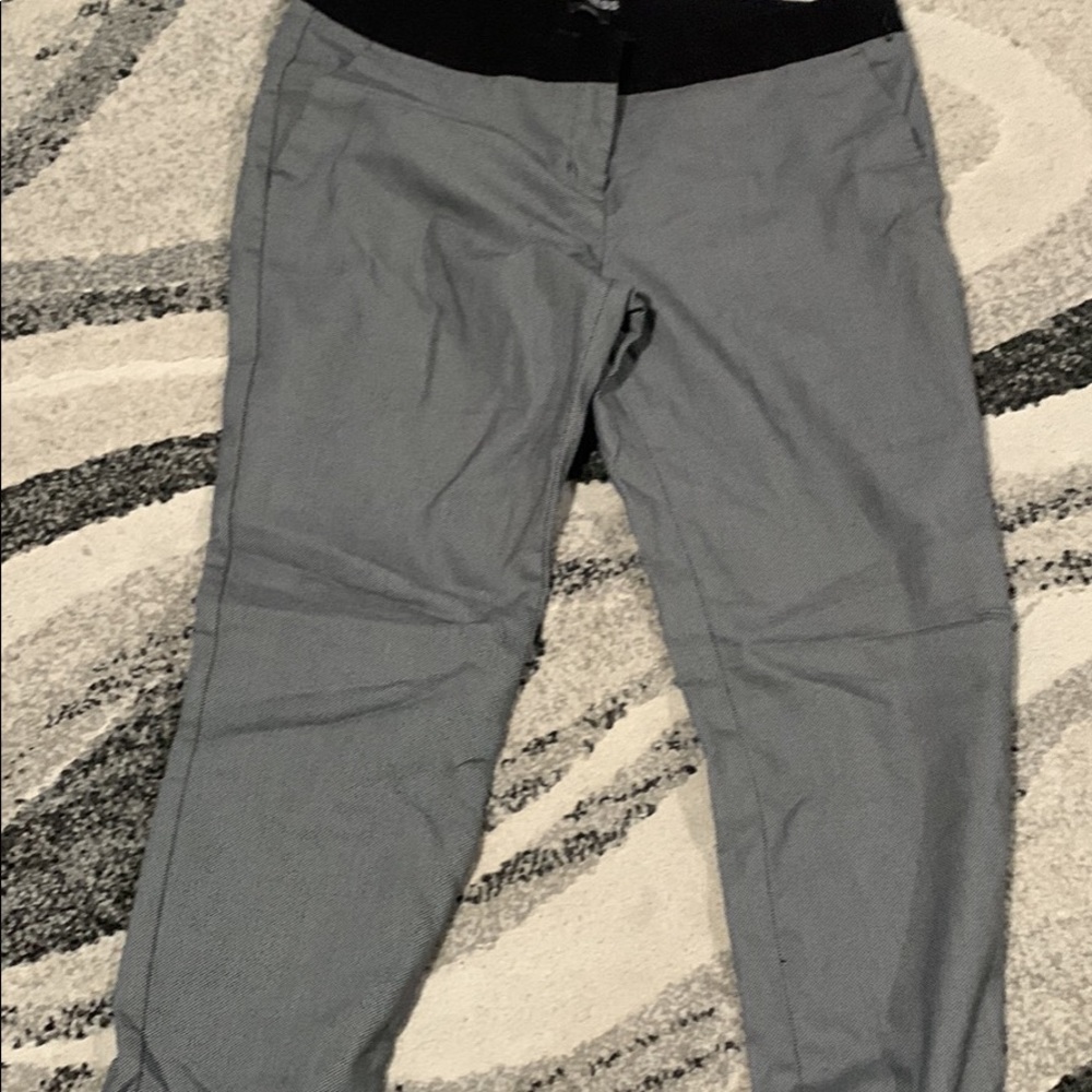 Express,gray and black size 8